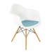 Parkhaus Berlin Sitzauflage Eames Armchair